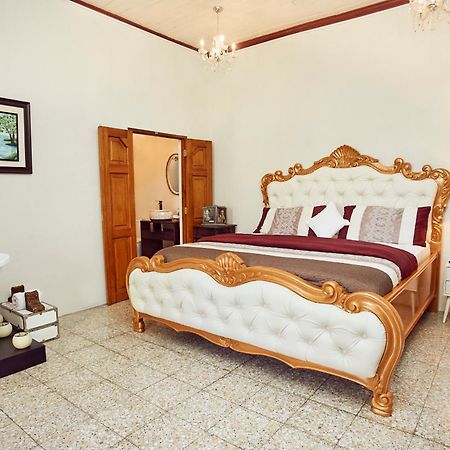 Hotel Vintage Rialto Quetzaltenango Buitenkant foto